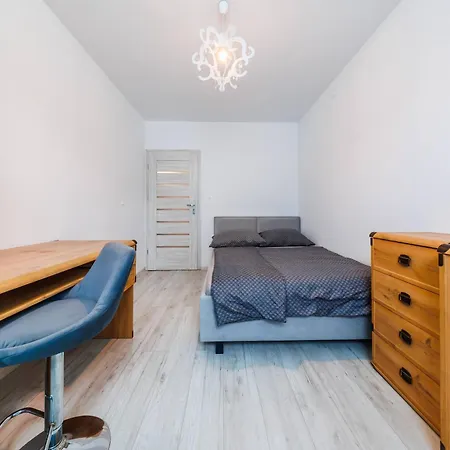 Apartament Cozy New Town Apartment- Centre