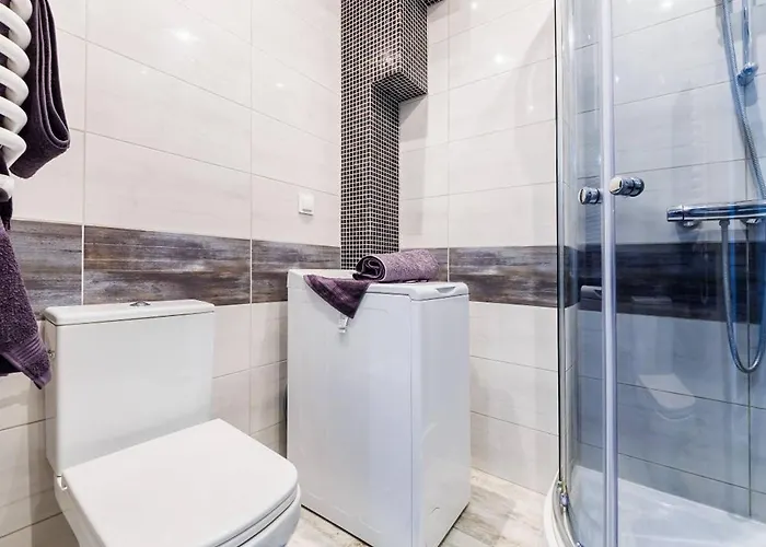 Apartment Cozy New Town Apartment- Centre By Staynest *